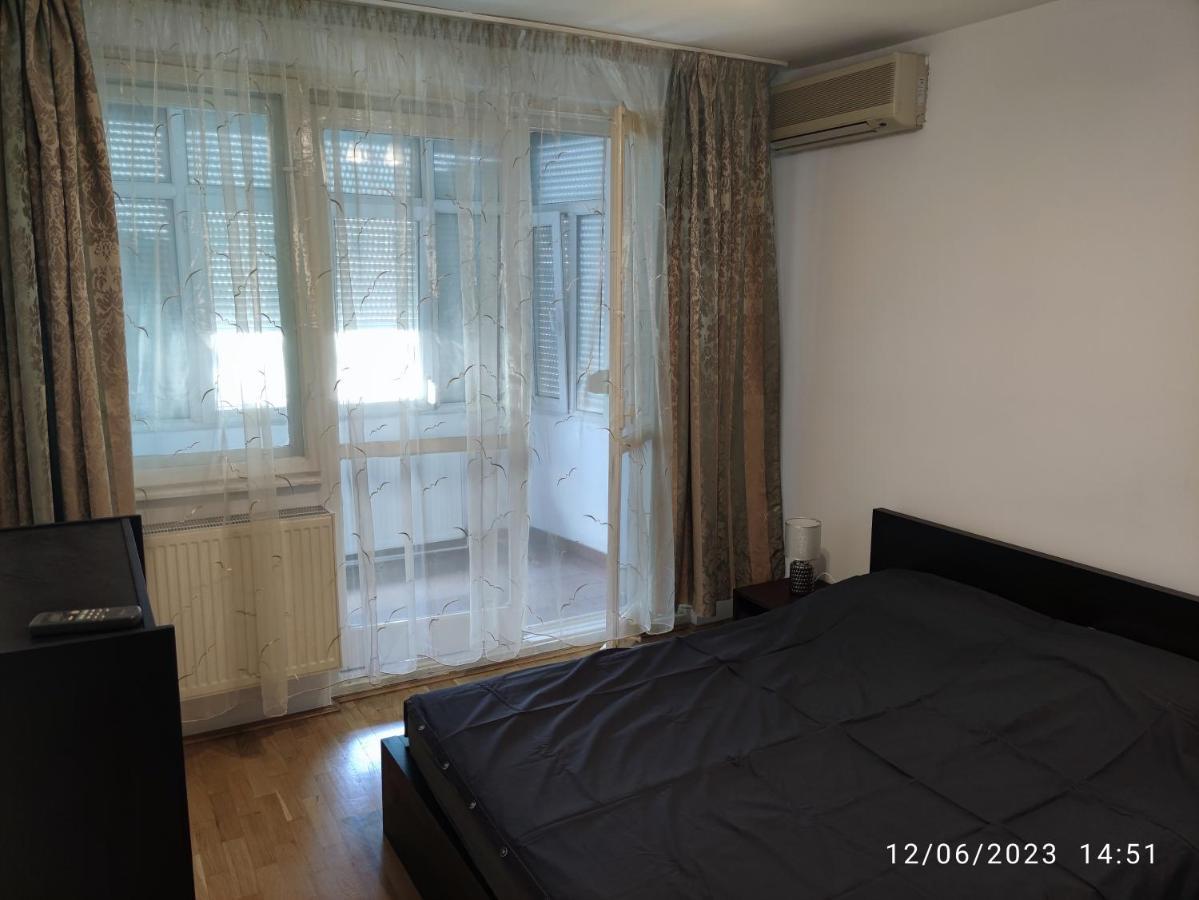 Fabian Central Apartment บูคาเรสต์ ภายนอก รูปภาพ