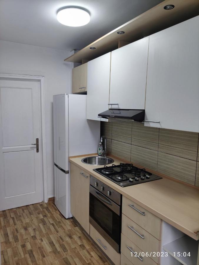 Fabian Central Apartment บูคาเรสต์ ภายนอก รูปภาพ