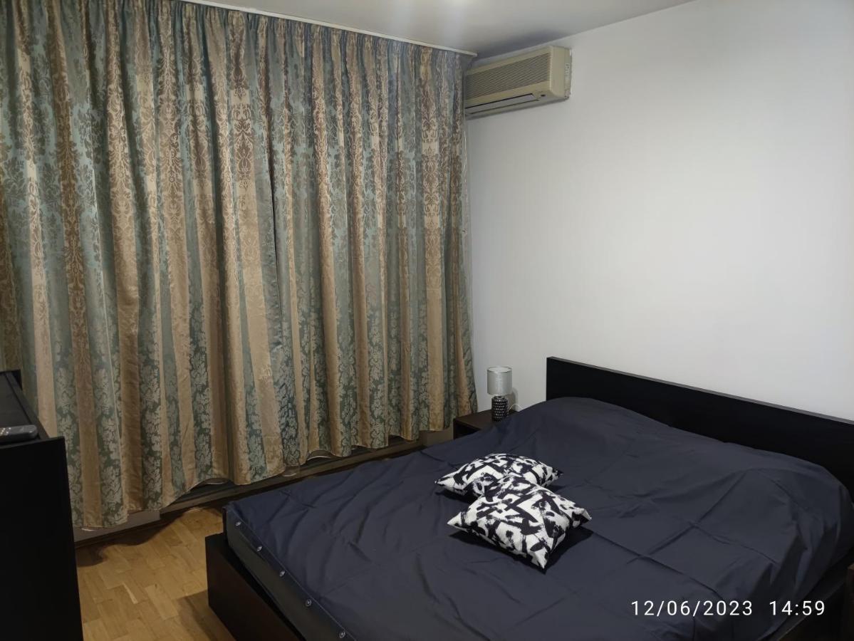 Fabian Central Apartment บูคาเรสต์ ภายนอก รูปภาพ